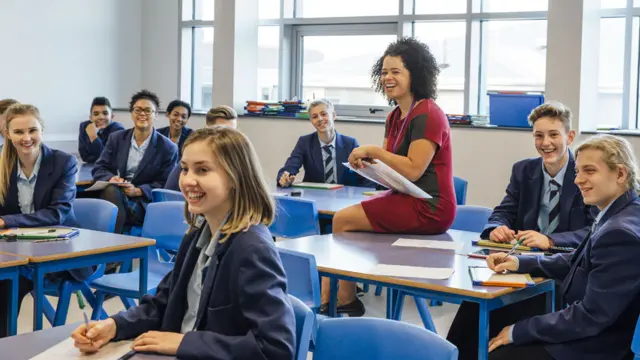 調査会社は、学校制度に期待することには国によって大きな違いがあると指摘する