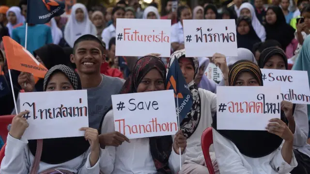 หลากหลายแฮชแท็กการเมืองไทย