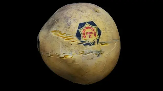 Mandy Barker / Penalty