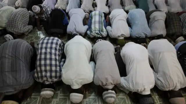 တောင်ဒဂုံ