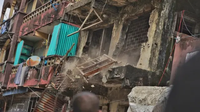 Aworan bi ijọba Eko ṣe n wo ile ni Lagos Island