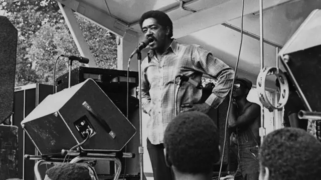 बॉबी शील