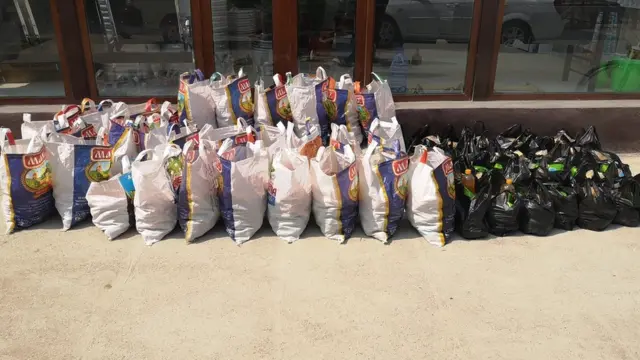 Ҳукумат $16 дан ёрдам пули бермоқчи - бу етадими? - Ўзбекистон, коронавирус