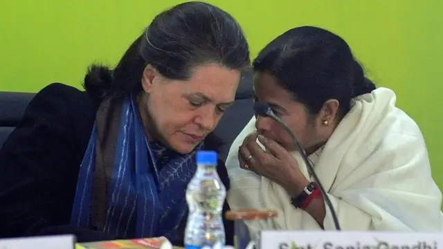 सोनिया गांधी और ममता बनर्जी