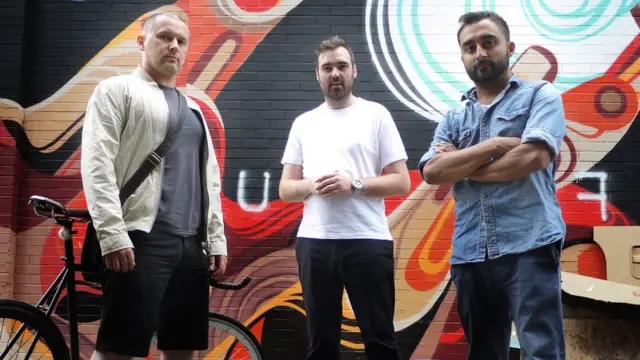 De izquierda a derecha, los fundadores de TrueView Damian Mitchell, Andrew Ibbotson y Matt Verity