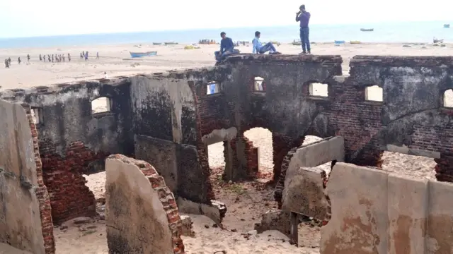 தனுஷ்கோடி சிதைவுகள்