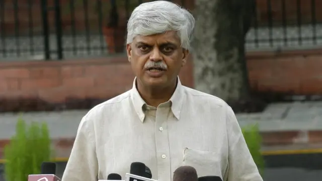 సంజయ్ బారు