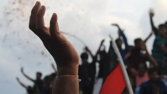 விடைபெற்றார் கருணாநிதி