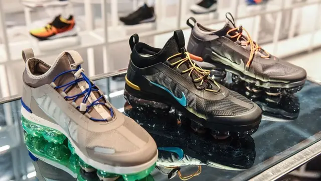 Nike - và các công ty khác - đã tăng giá do chi phí chuỗi cung ứng