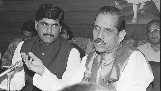 गोपिनाथ मुंडे, मनोहर जोशी