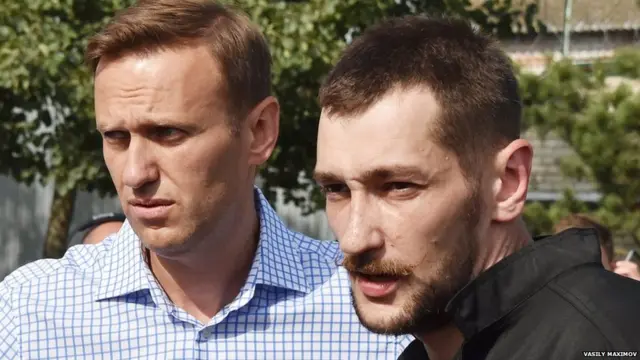 ਨਰਮੀ ਦਿਖਾਉਂਦੇ ਹੋਏ ਸਰਕਾਰ ਨੇ ਨਾਵਲੇਨੀ ਭਰਾਵਾਂ ਨੂੰ ਰਿਹਾਅ ਕਰ ਦਿੱਤਾ ਹੈ