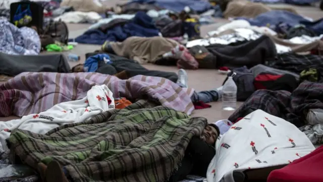 Refugiados acostados