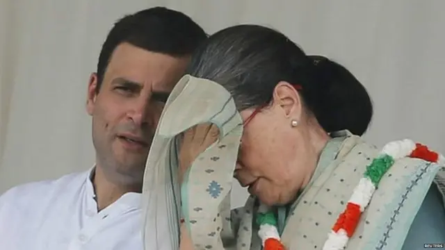 राहुल गांधी और सोनिया गांधी