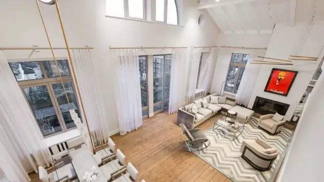 केनसिंगटन स्थित पेंटहाउस