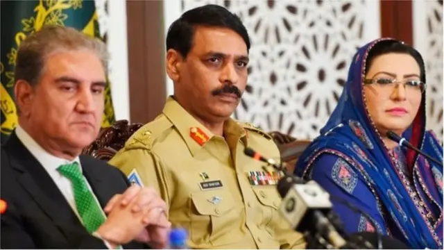 మోదీ పాకిస్తాన్లో కూడా కశ్మీర్పై చర్చను మార్చేశారా