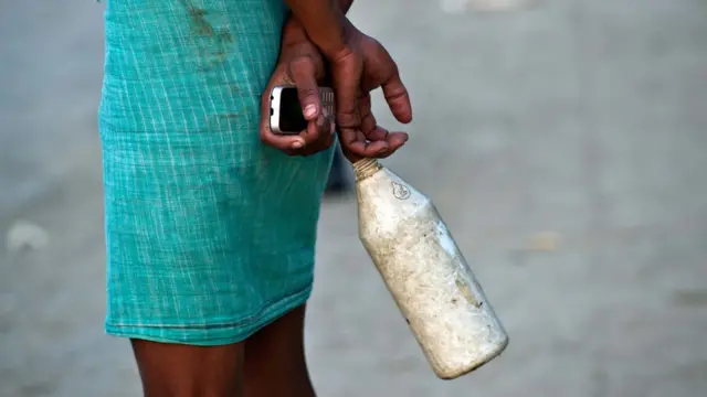 खुले में शौच से मुक्त