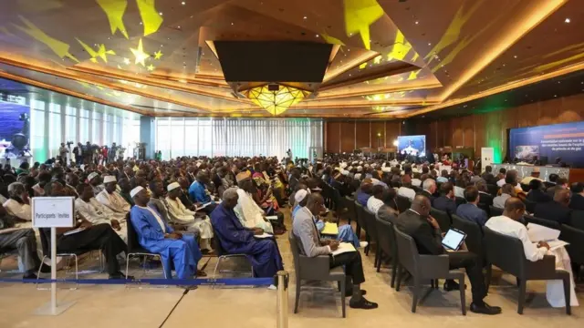 Concertation sur le pétrole au Sénégal