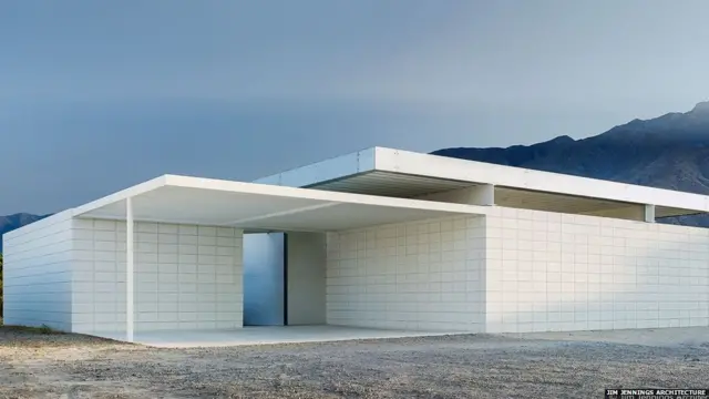 डेजर्ट हाउस, अमरीका