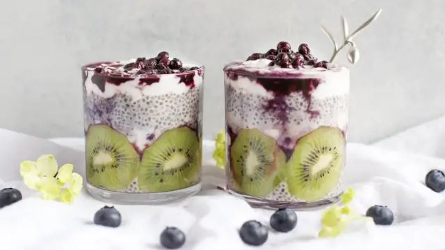 Насіння чіа з йогуртом
