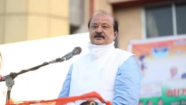 પૂર્ણેશ મોદી