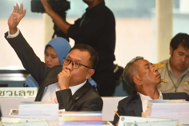 ประชุมกรรมาธิการ