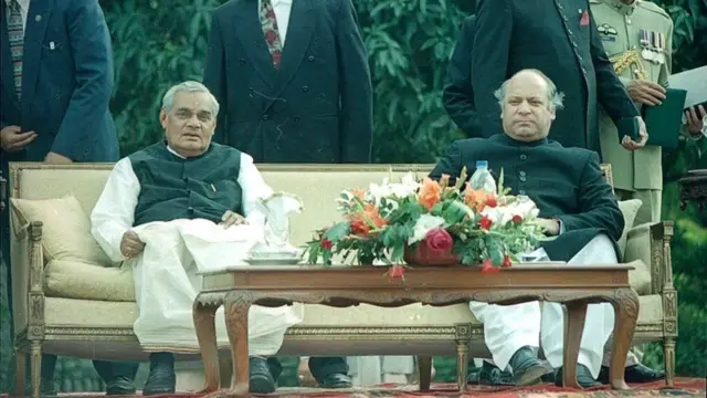 வாஜ்பாய் மற்றும் திலிப் குமார்