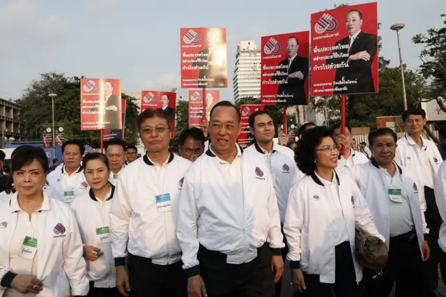 พรรคเพื่อชาติ ในวันสมัคร ส.ส. กทม. วันแรก 4 ก.พ. 2562