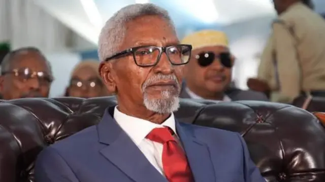 Cabdi Xaashi ayaa shaley mar kale loo doortay guddoomiyaha Aqalka Sare