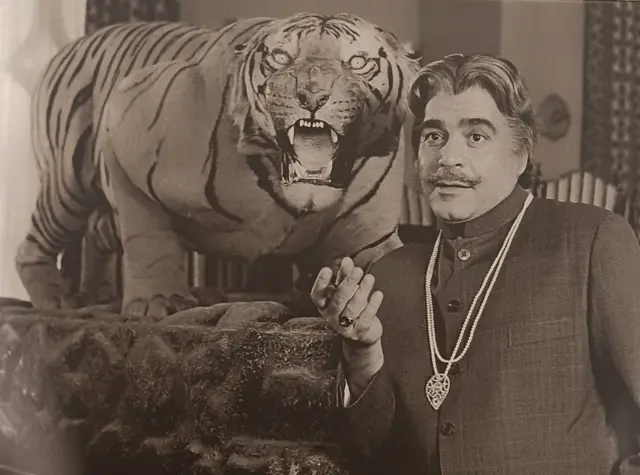 फ़िल्म कालीचरण में अजीत