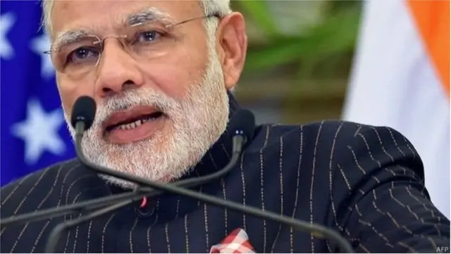 मोदी का सूट