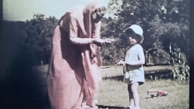 کورنیلیا سورابجی کے ساتھ رچرڈ سورابجی