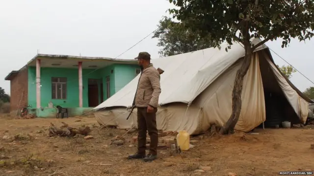 સુરક્ષાકર્મીનો તંબુ