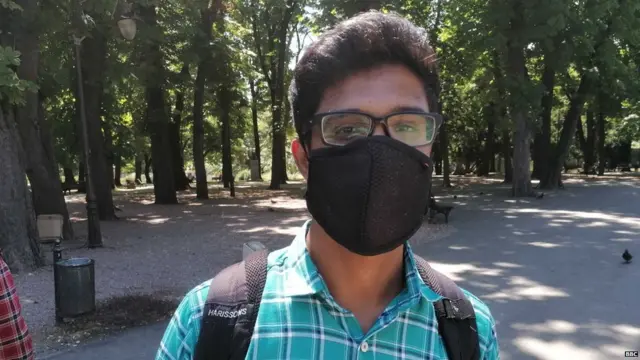 नदीम का कहना है कि वो सिर्फ कुछ दिन रुकने के लिए सर्बिया नहीं आए