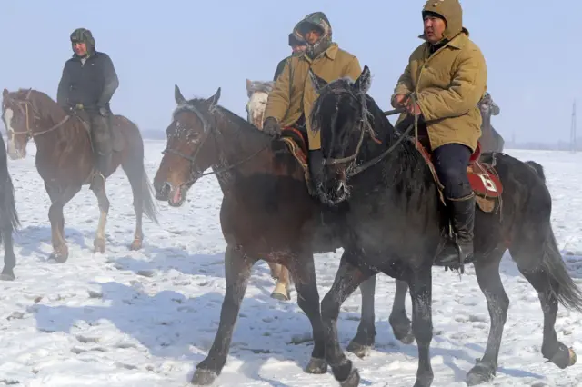 Көк бөрү оюну