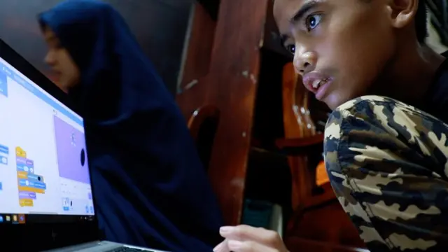 robot, anak, disabilitas, difabel, makassar