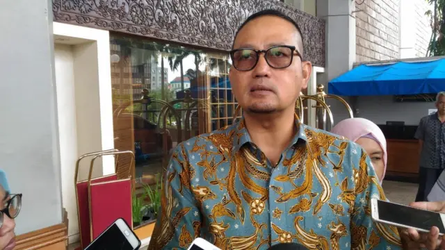 Pemerintah, menurut Dirjen Aptika Kementerian Kominfo Semuel Abrijani Pangerapan, tengah memfinalisasi draft RUU Perlindungan Data Pribadi yang masuk ke dalam prolegnas 2019 di DPR.