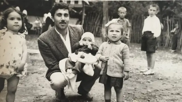 Ali Özkan ve çocuklar