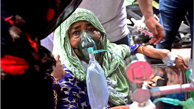 কোভিড রোগী
