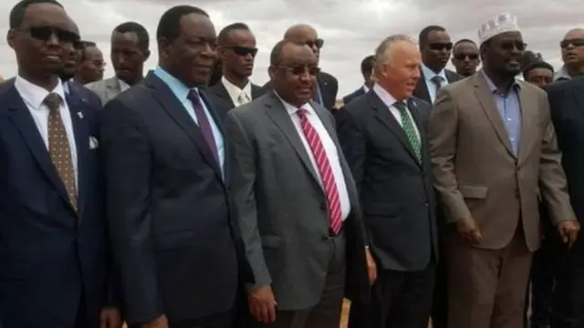 Michael Keating, wakiilga gaarka ah ee xoghayaha guud ee qaramada midoobay u qaabilsan Soomaaliya iyo qaar ka mid ah madaxda dawlad goboleedyada