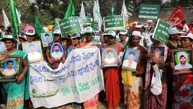 दिल्ली में किसानों का प्रदर्शन