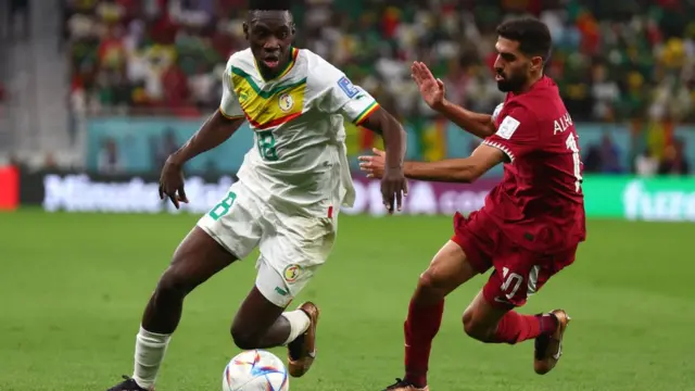 أنعش المنتخب السنغالي آماله في التأهل إلى الدور ثمن النهائي بعدما حصد ثلاث نقاط ثمينة