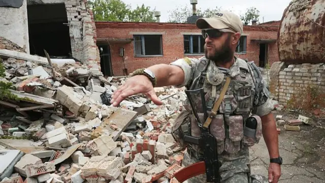 Борода на фронті - звично