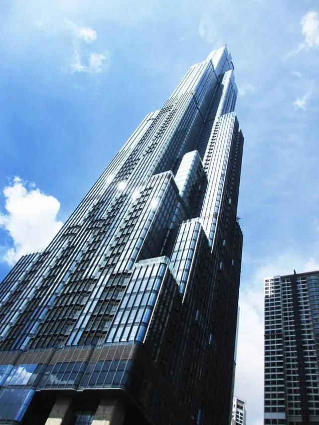 อาคารแลนด์มาร์ค 81