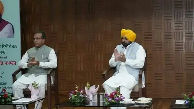 ਸਿਹਤ ਮੰਤਰੀ ਡਾਕਟਰ ਵਿਜੇ ਸਿੰਗਲਾ ਵਿਰੁੱਧ ਦਰਜ ਐਫਆਈਆਰ ਅਨੁਸਾਰ ਰਾਜਿੰਦਰ ਸਿੰਘ ਨੇ 41 ਕਰੋੜ ਰੁਪਏ ਦੇ ਕੰਮ ਅਲਾਟ ਕੀਤੇ ਸਨ