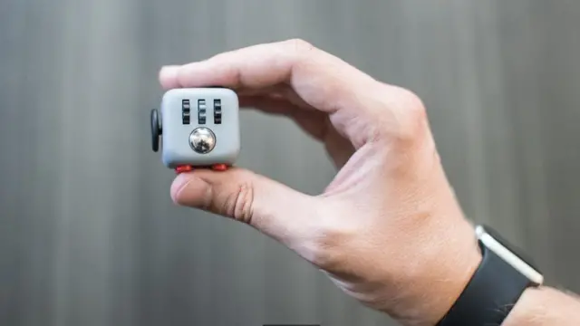 Іграшка для заспокоєння нервів Fidget Cube