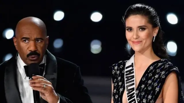 มารีญาบนเวทีประกวดนางงามจักรวาล