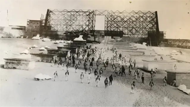 वाळूखाली पुरलेलं शहर