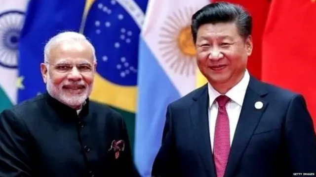 नरेंद्र मोदी आणि शी जिनपिंग