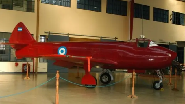 Avião da FAdeA