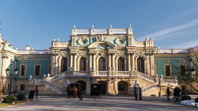 Кріпосна